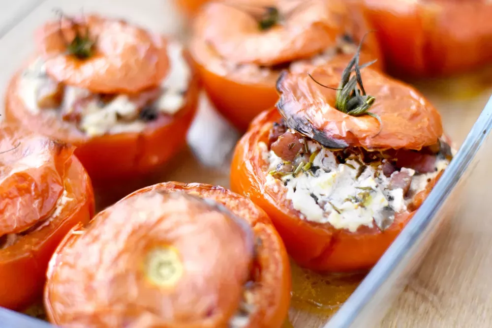 Tomates farcies au chèvre chaud.webp